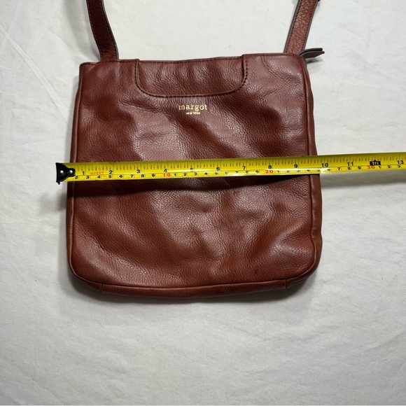 Margot Chestnut Leather Crossbody Bag - Picture 2 of 10